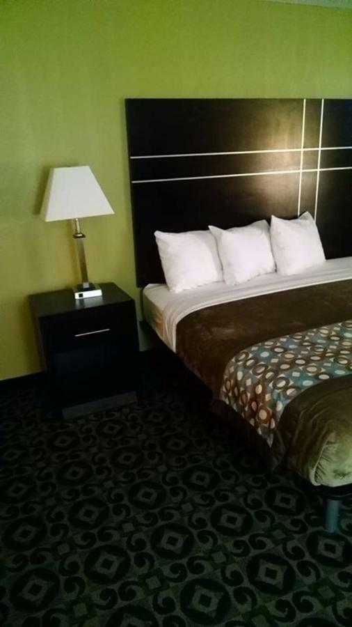 Travelodge By Wyndham Torrington Zewnętrze zdjęcie
