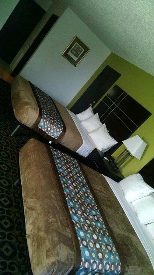 Travelodge By Wyndham Torrington Zewnętrze zdjęcie